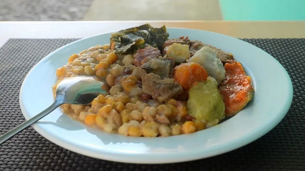 Voyage en cuisine - Season 1 Episode 130 : Episode 130