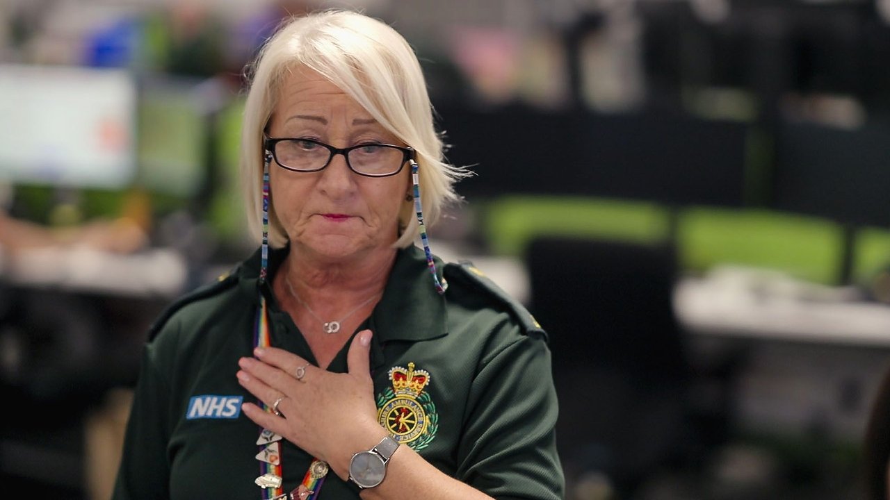 Ambulance - Season 15 Episode 1 : Bradford Nights