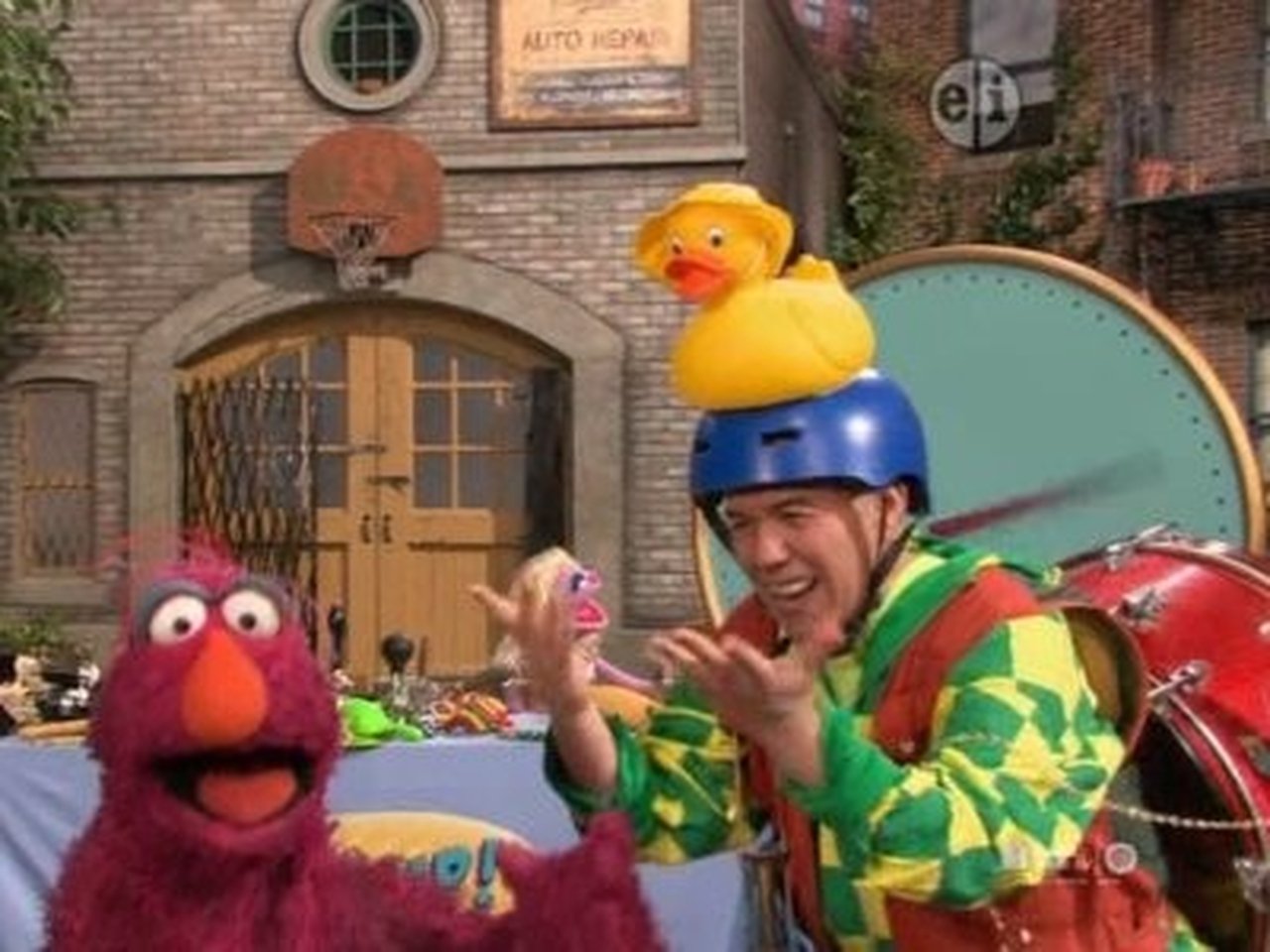 Sesame Street - Season 39 Episode 22 : Hurry Up You're Running Out of Time