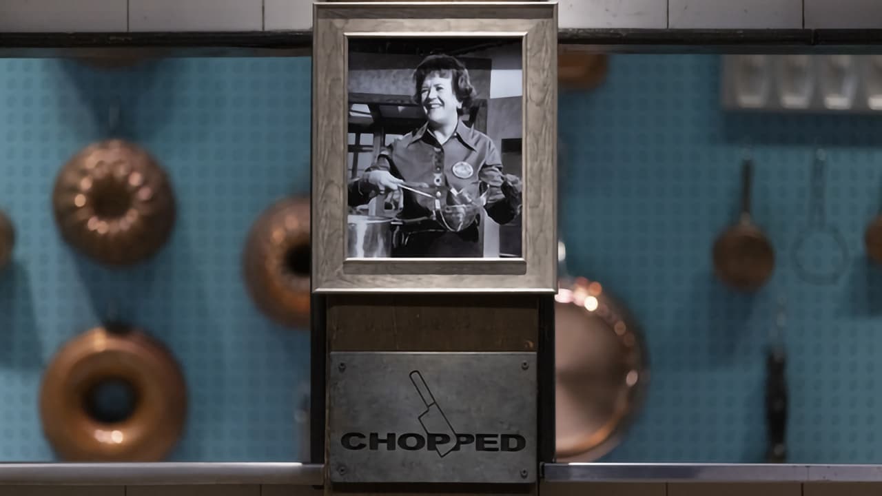 Chopped - Season 57 Episode 1 : Julia Child's Kitchen: Part 1