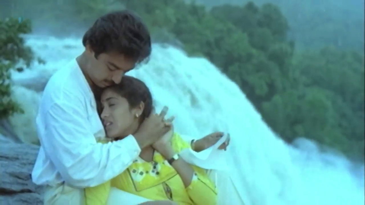 Punnagai Mannan still 10