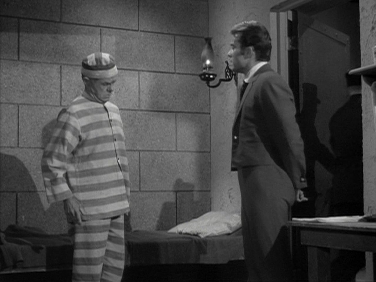 The Wild Wild West - Season 1 Episode 22 : The Night of the Bars of Hell