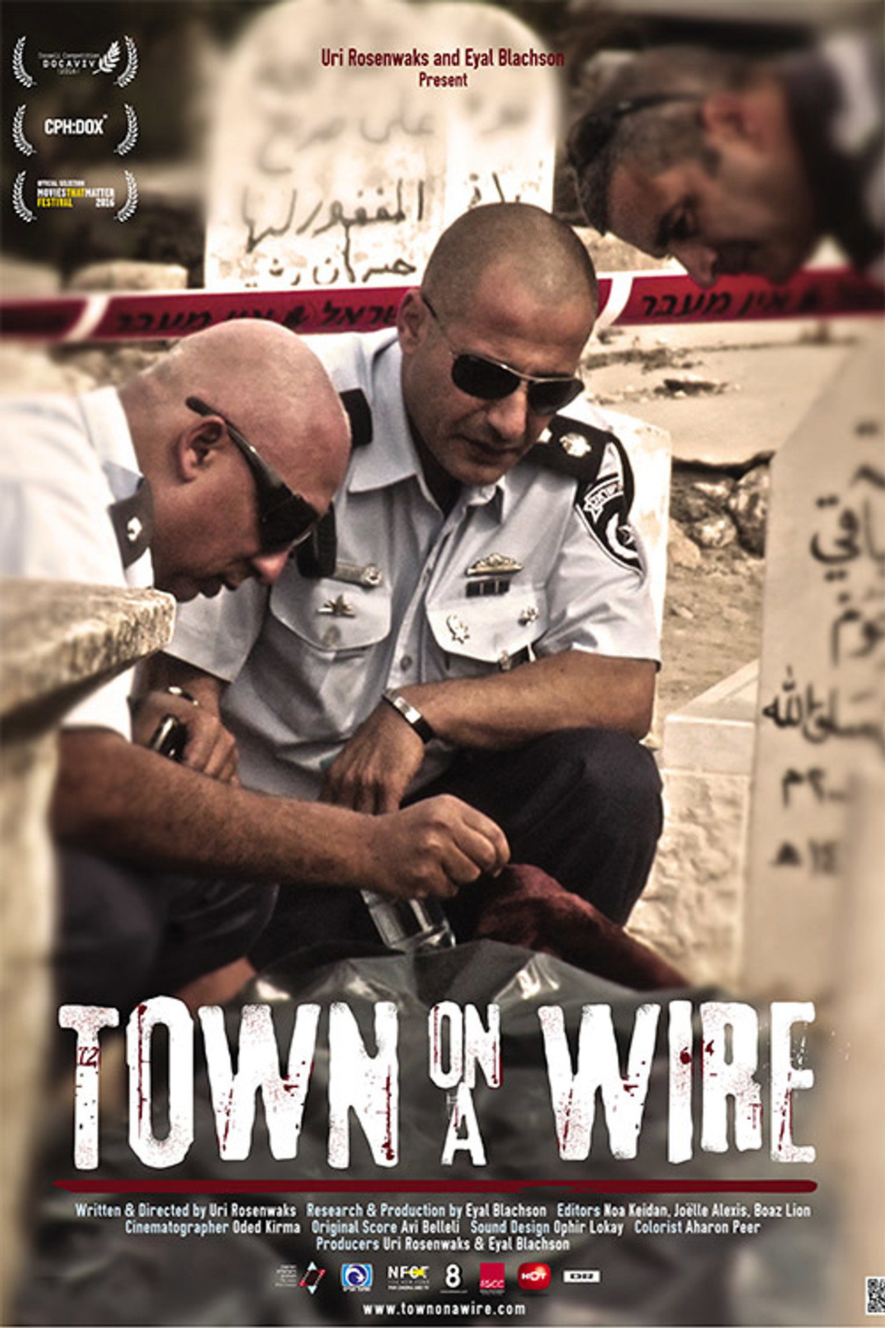 Town on a Wire filmaffisch