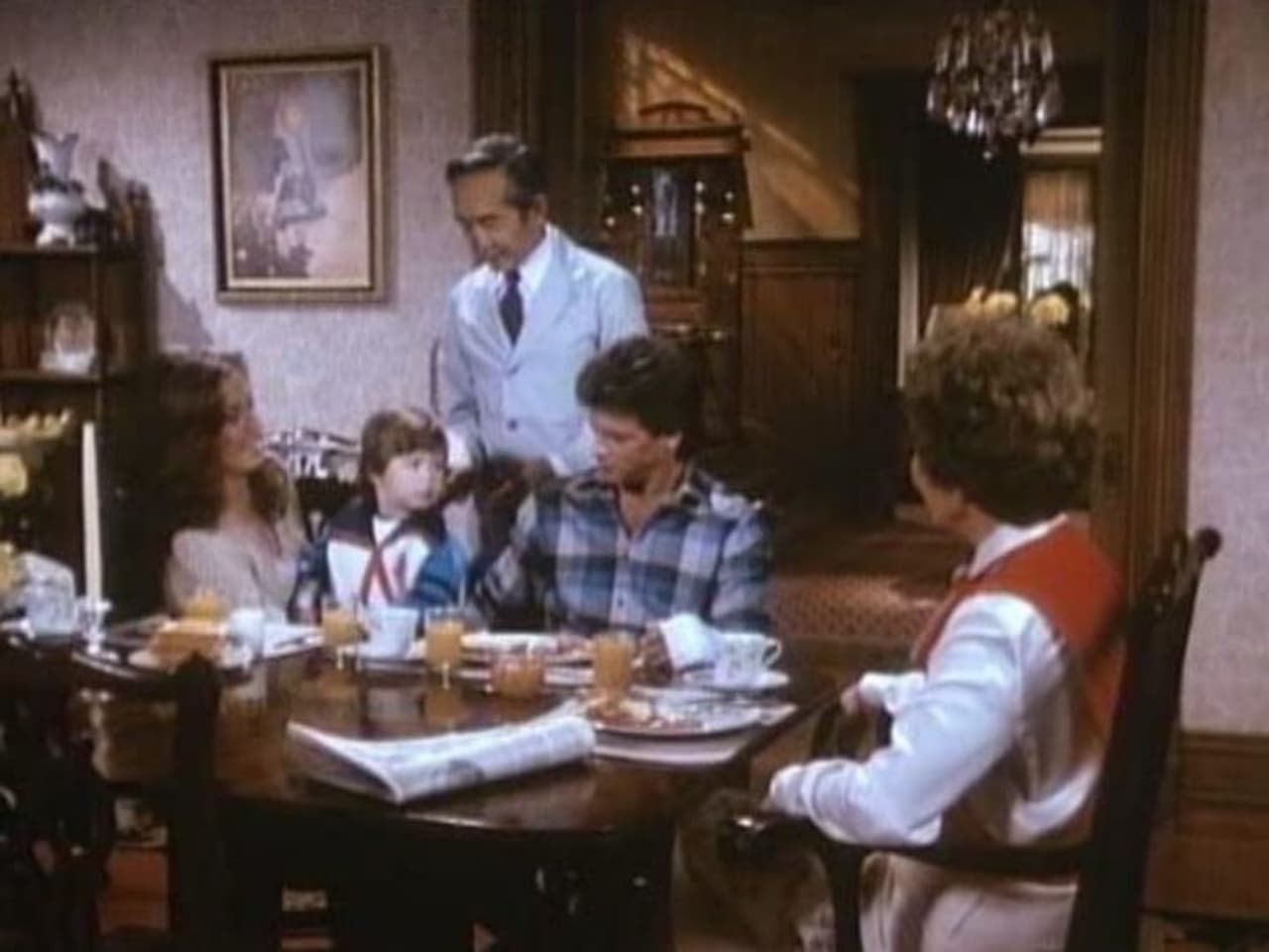 Falcon Crest - Season 3 Episode 21 : Little Boy Blue