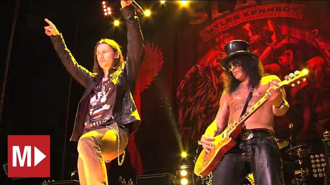 Slash feat Myles Kennedy & The Conspirators : Live At The Roxy background