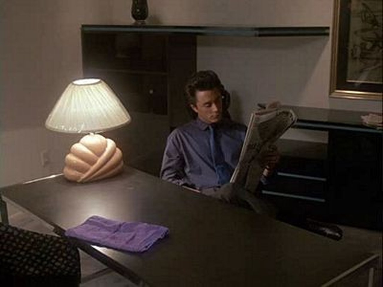 Miami Vice - Season 3 Episode 18 : Lend Me an Ear