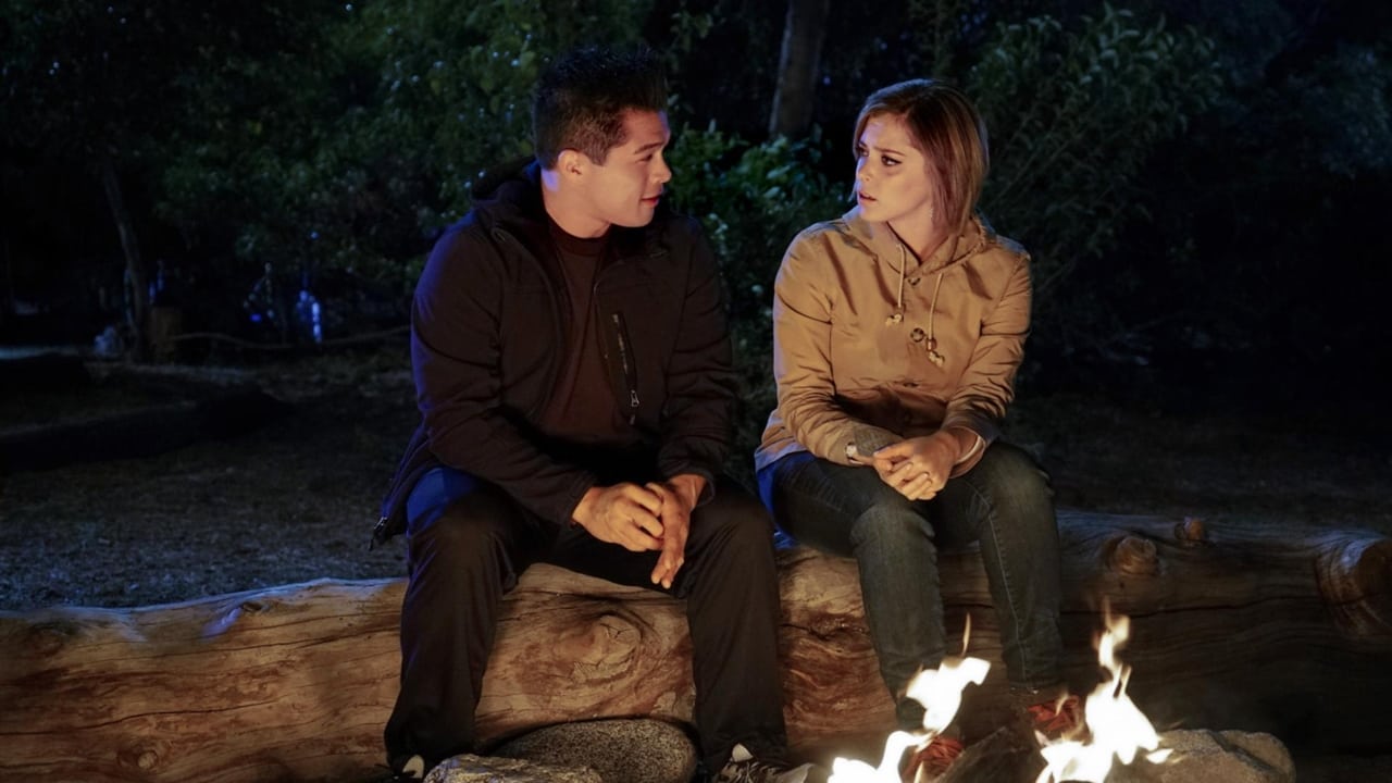 Crazy Ex-Girlfriend - Season 1 Episode 10 : I'm Back at Camp With Josh!