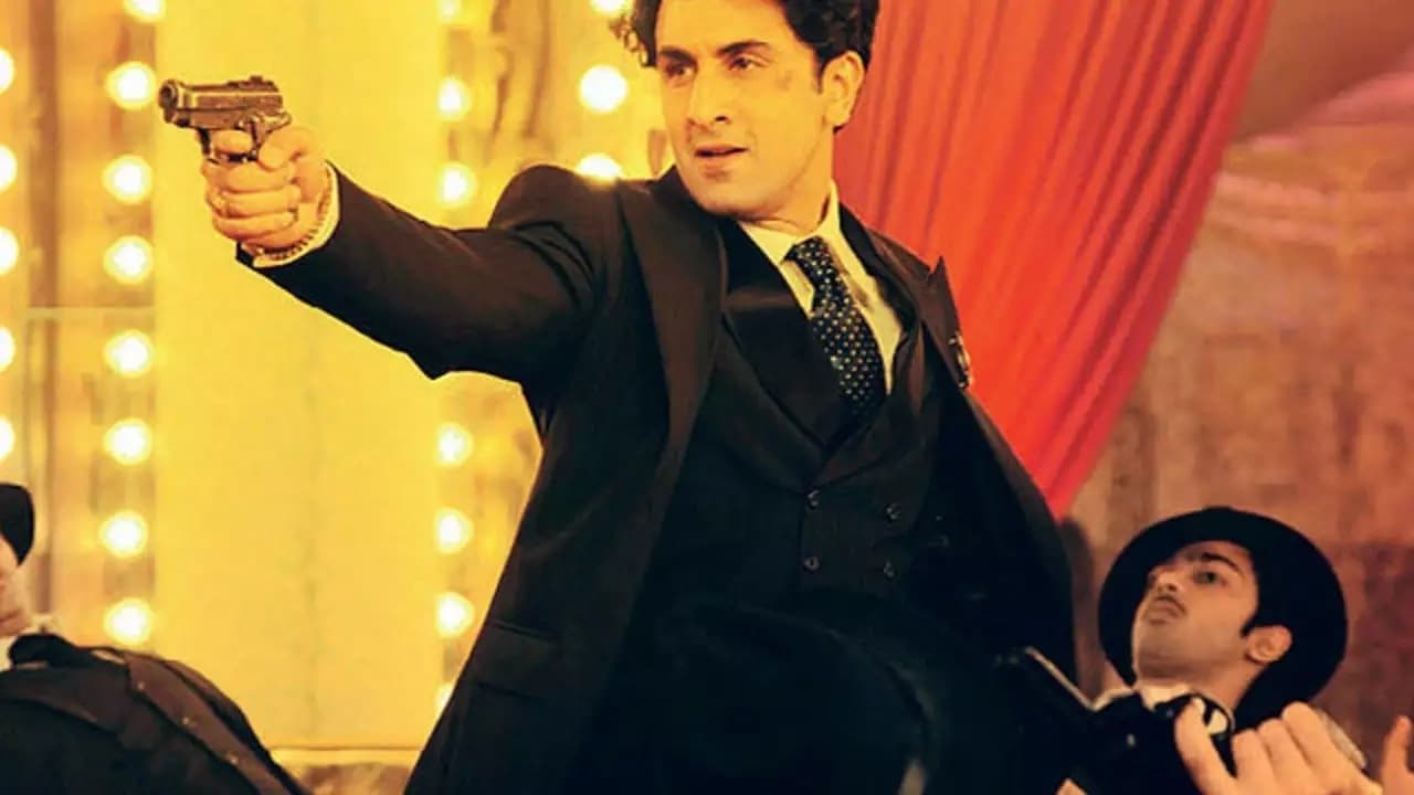 Bombay Velvet Backdrop Image