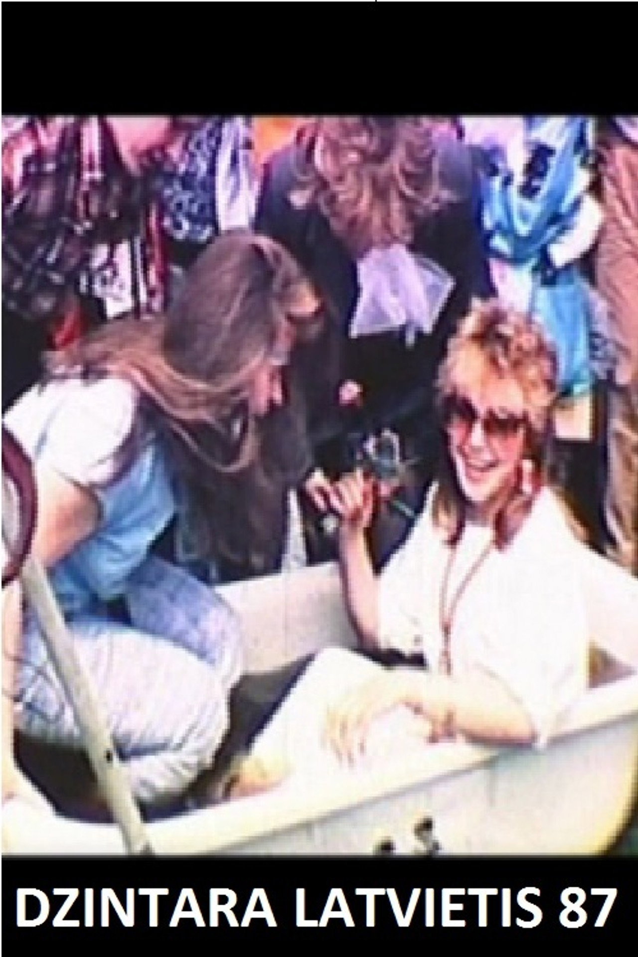 Dzintara latvietis - 87 filmaffisch