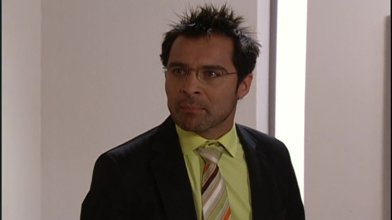 Rebelde - Season 2 Episode 87 : Arruinar el concierto