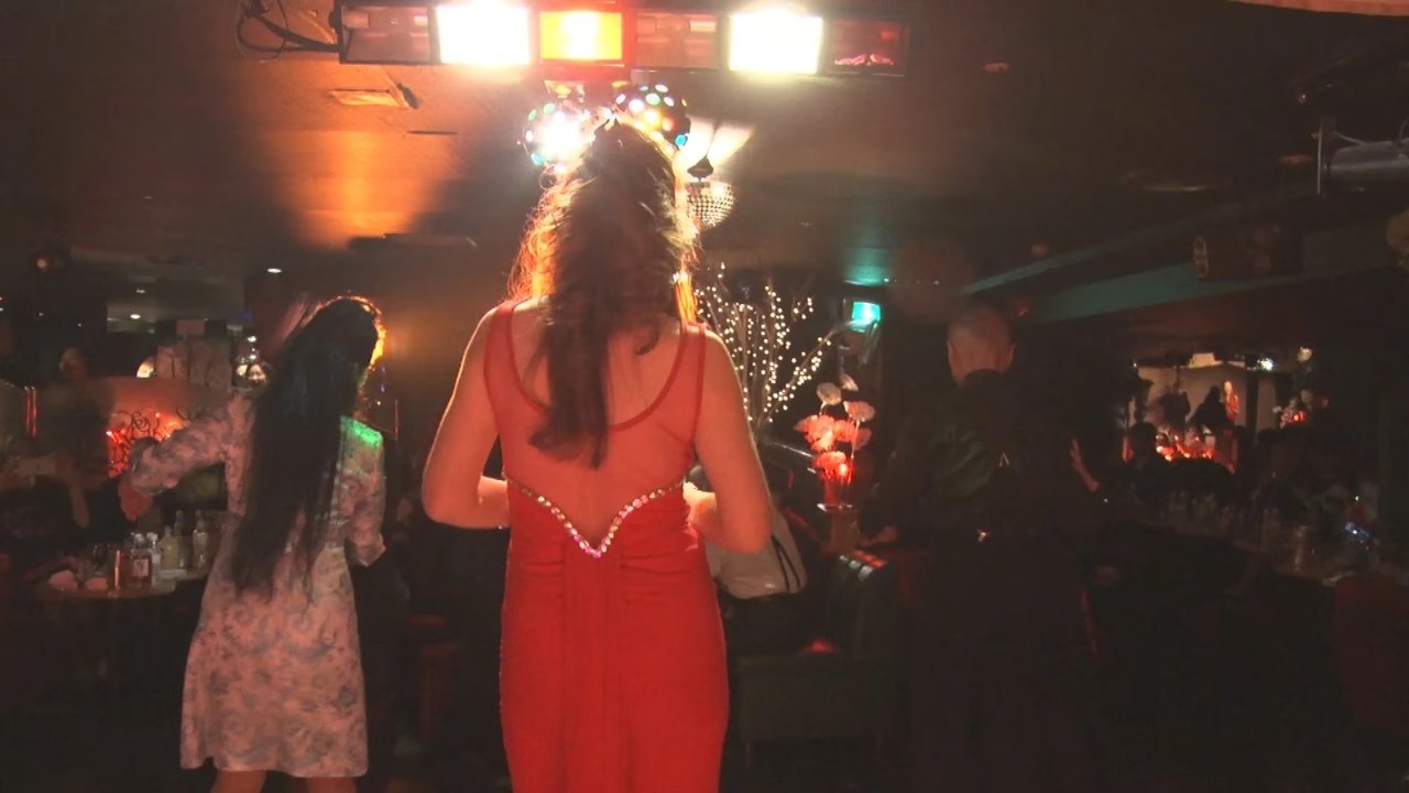 Document 72 Hours - Season 11 Episode 19 : Kabukicho: Farewell to the Cabaret of Humanity