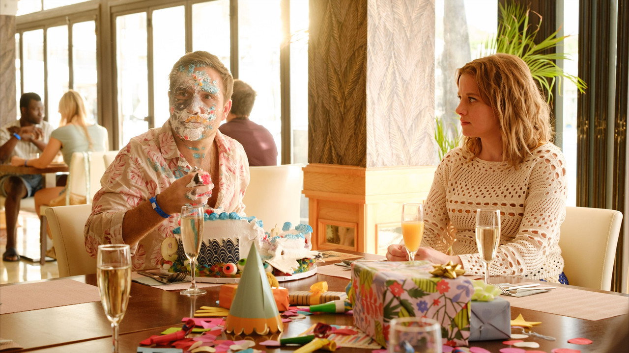 The Perfect Holiday still 3