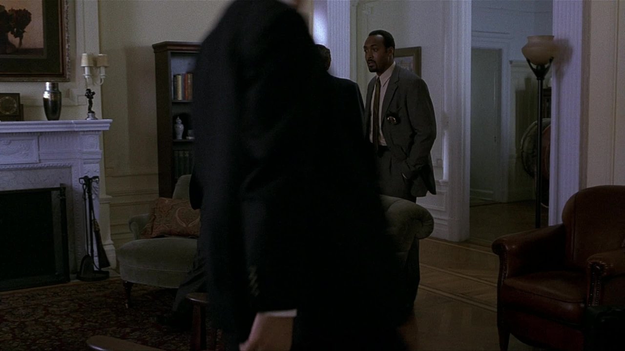 Law & Order - Season 12 Episode 4 : Soldier of Fortune