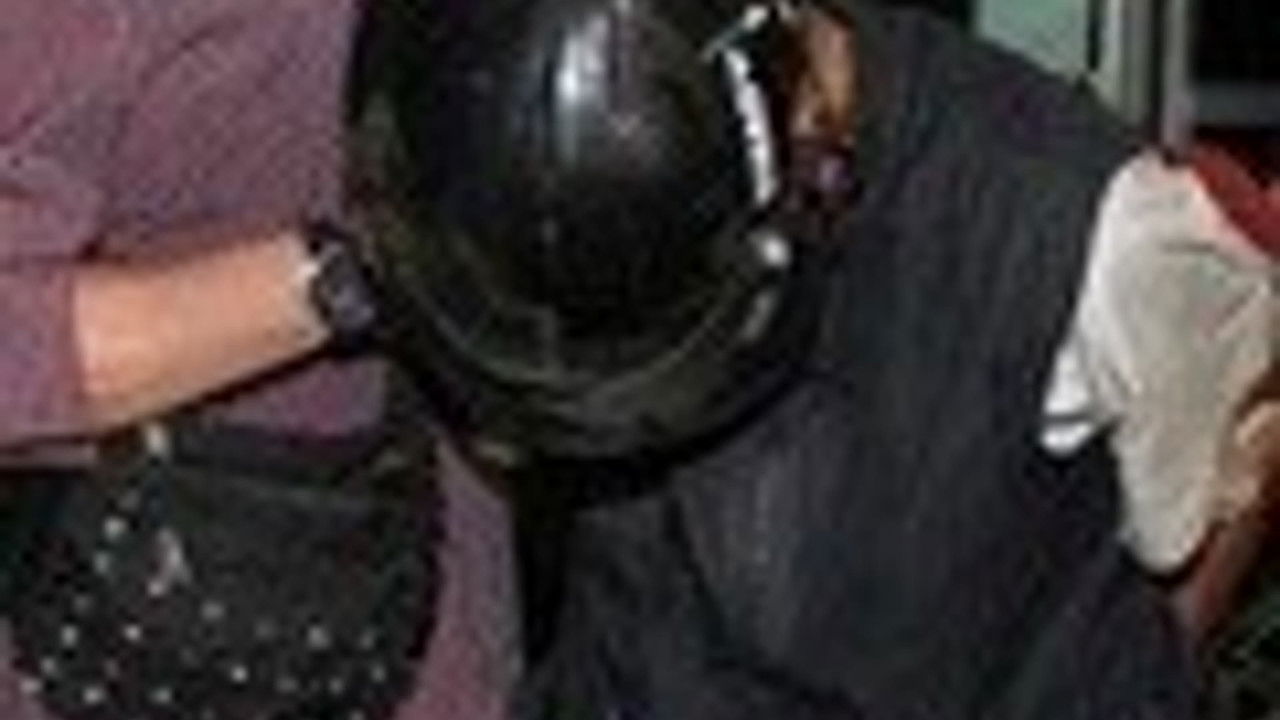 传奇故事 — Épisode 1