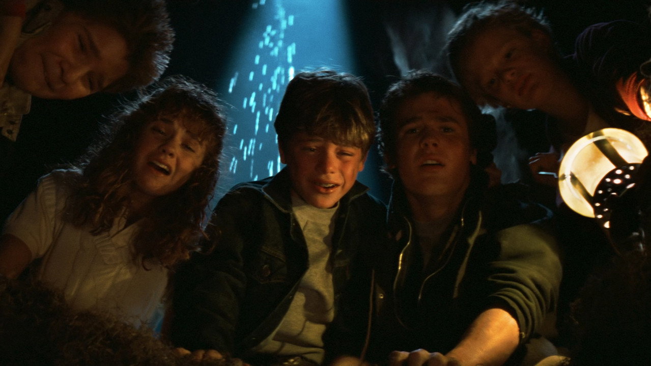 The Goonies background 32