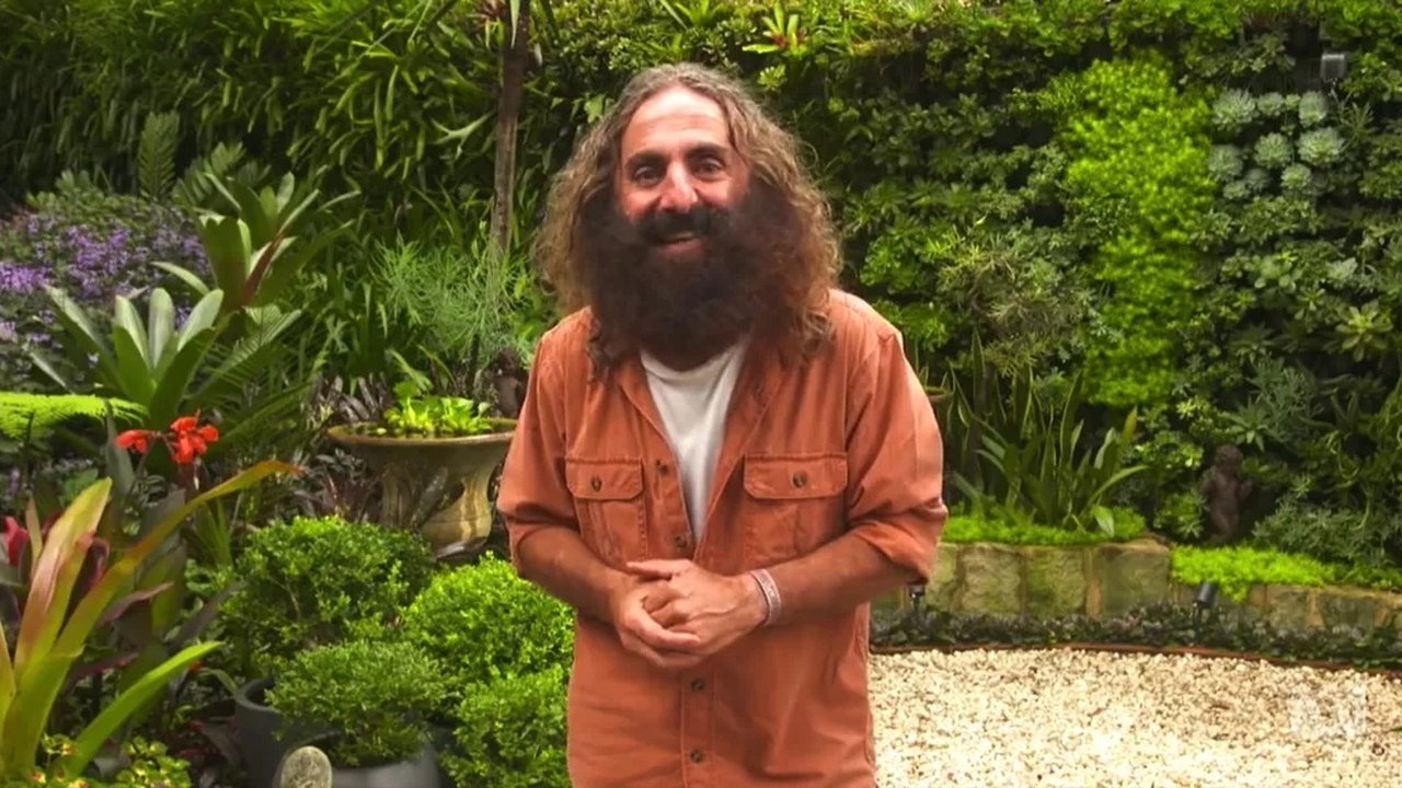 Episode 17 Vertical Garden, Mini Greenhouse & Native Plants