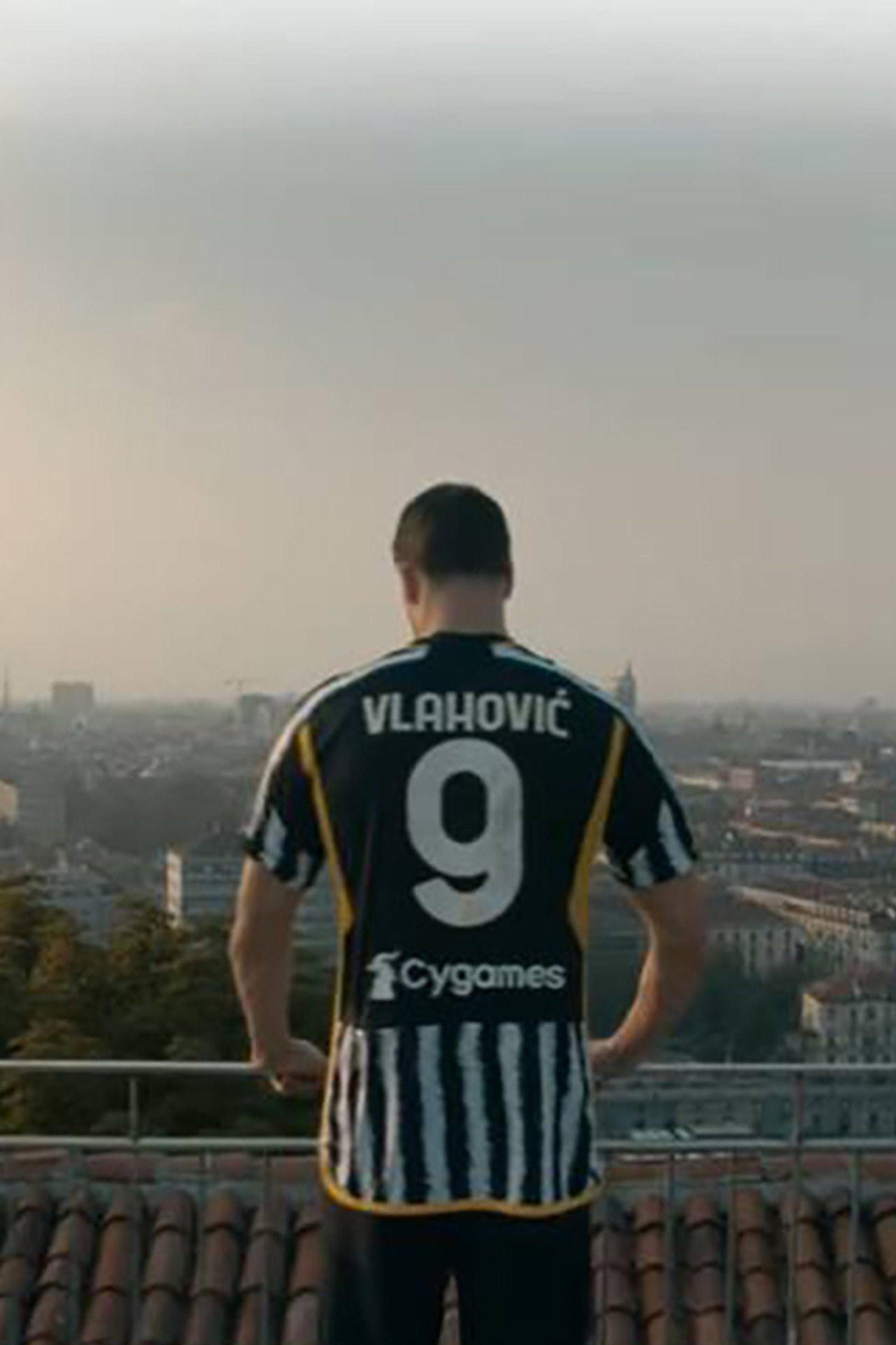Dusan Vlahovic e la passione juventina a Torino filmaffisch