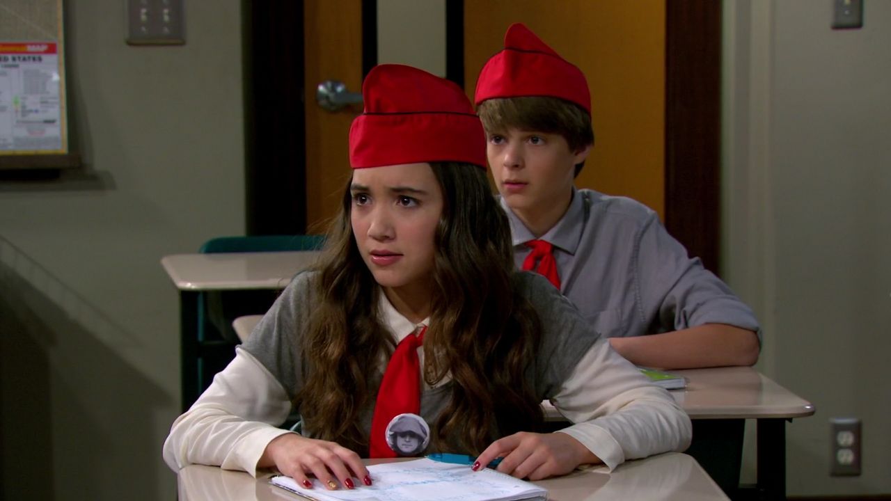 Girl Meets World - Season 2 Episode 28 : Girl Meets Commonism