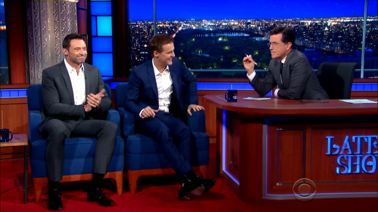 The Late Show with Stephen Colbert - Season 1 Episode 12 : Hugh Jackman, Hugh Evans, Senator Elizabeth Warren, Pearl Jam