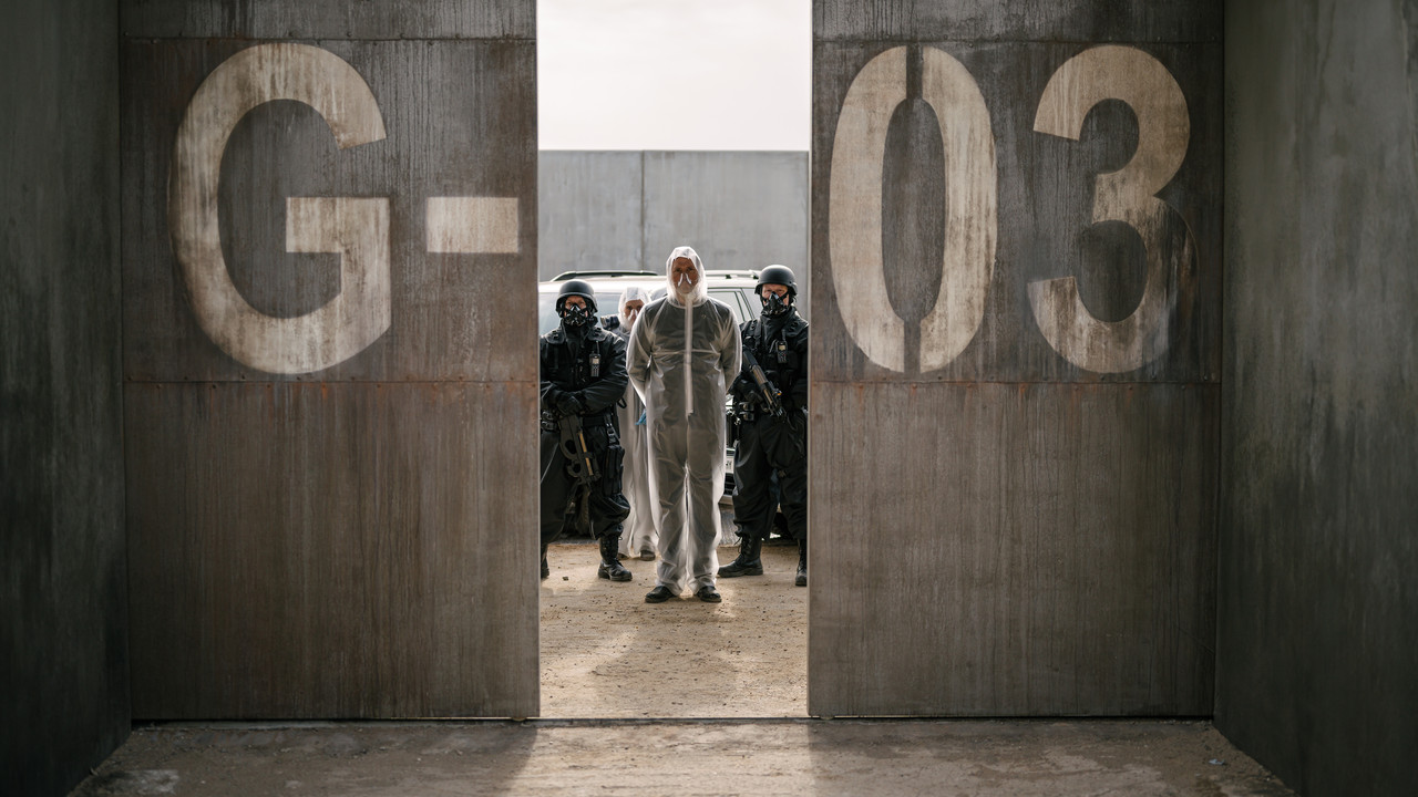 Cast and Crew of The Fortress