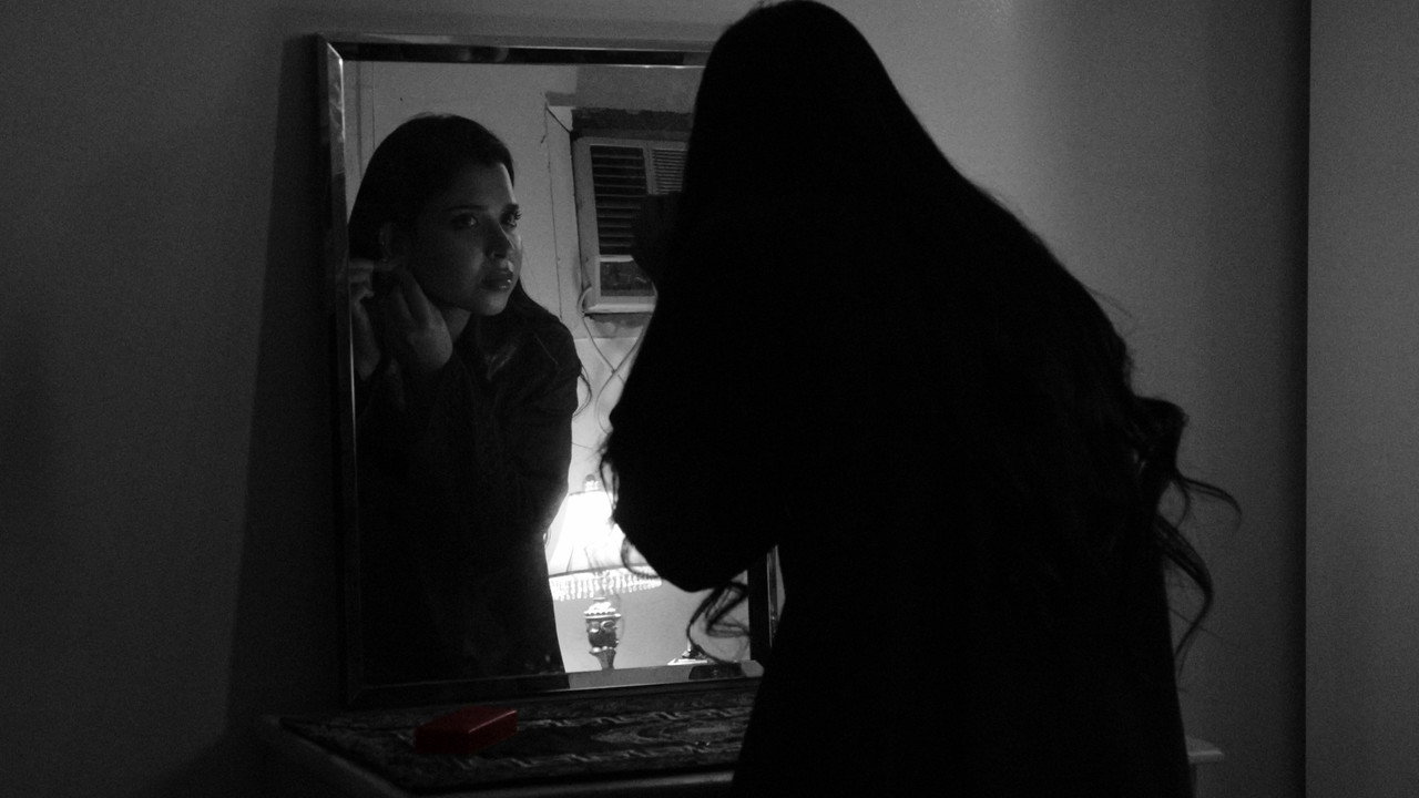 Sleepless eye still 9