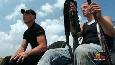 Swamp People - Season 3 Episode 1 : Gator Gold Rush