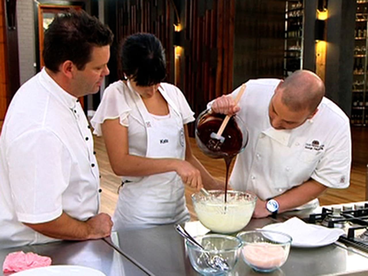 MasterChef Australia - Season 1 Episode 11 : Cooking With The Masters