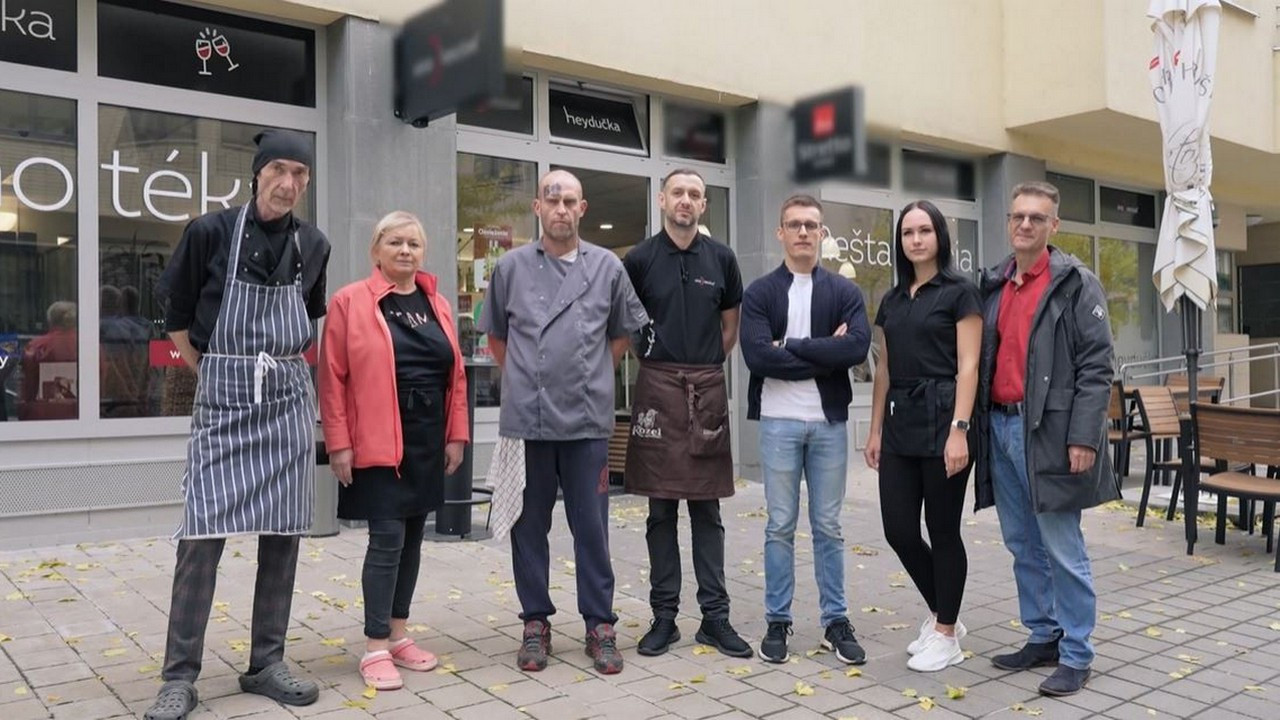 Na nože — Épisode 6