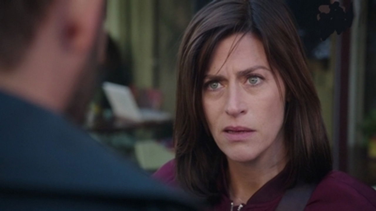 Alice Nevers, le juge est une femme — Cam girl