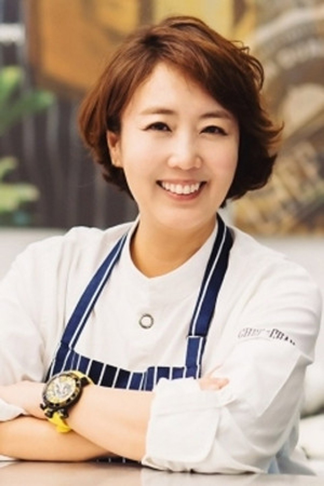 Hong Shinae
