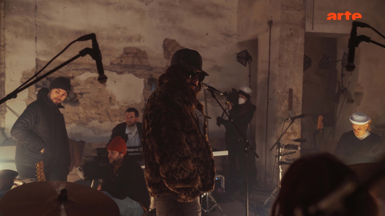 Sébastien Tellier at the Mirecourt Theater Passengers still 4