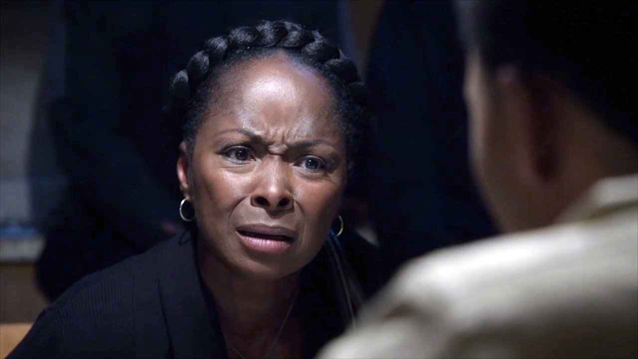 Tyler Perry's The Haves and the Have Nots - Season 4 Episode 8 : Praying for Light