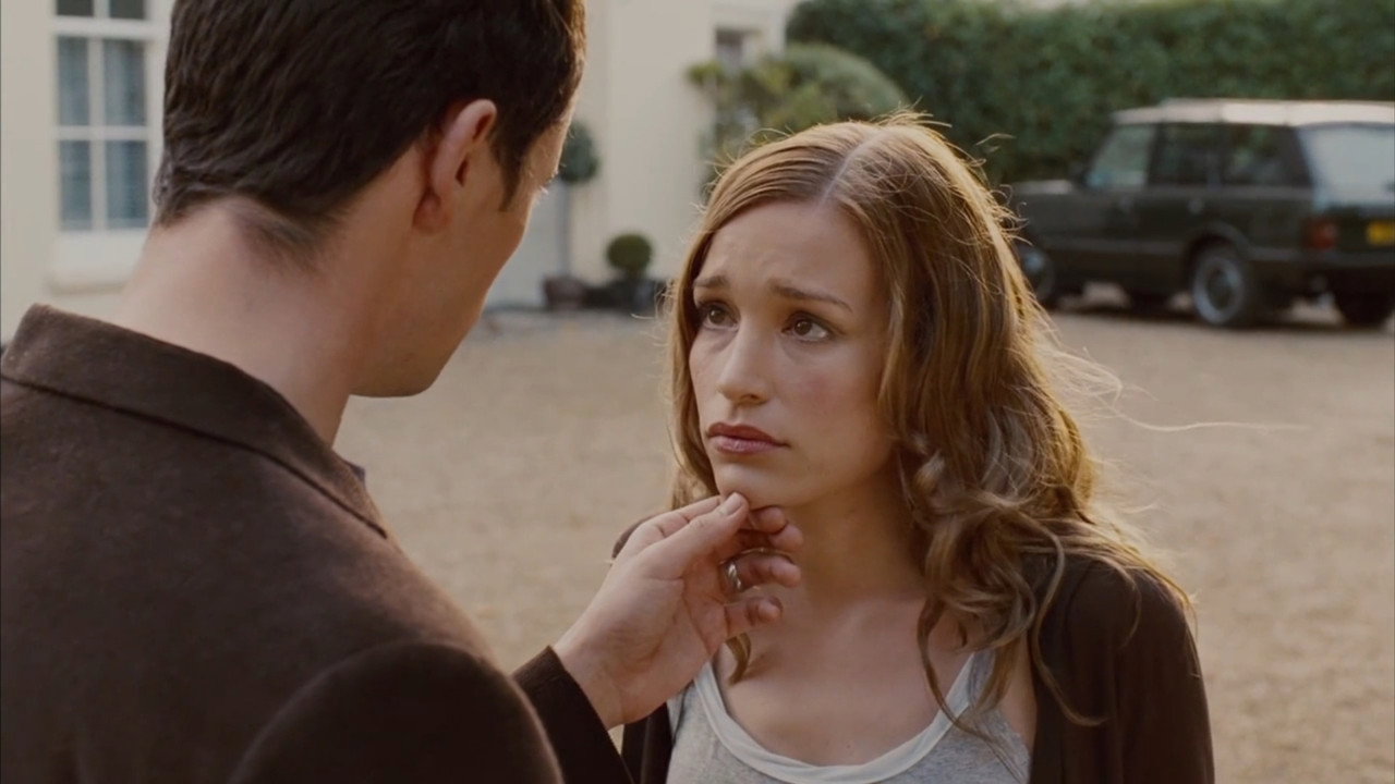 Imagine Me & You background 48