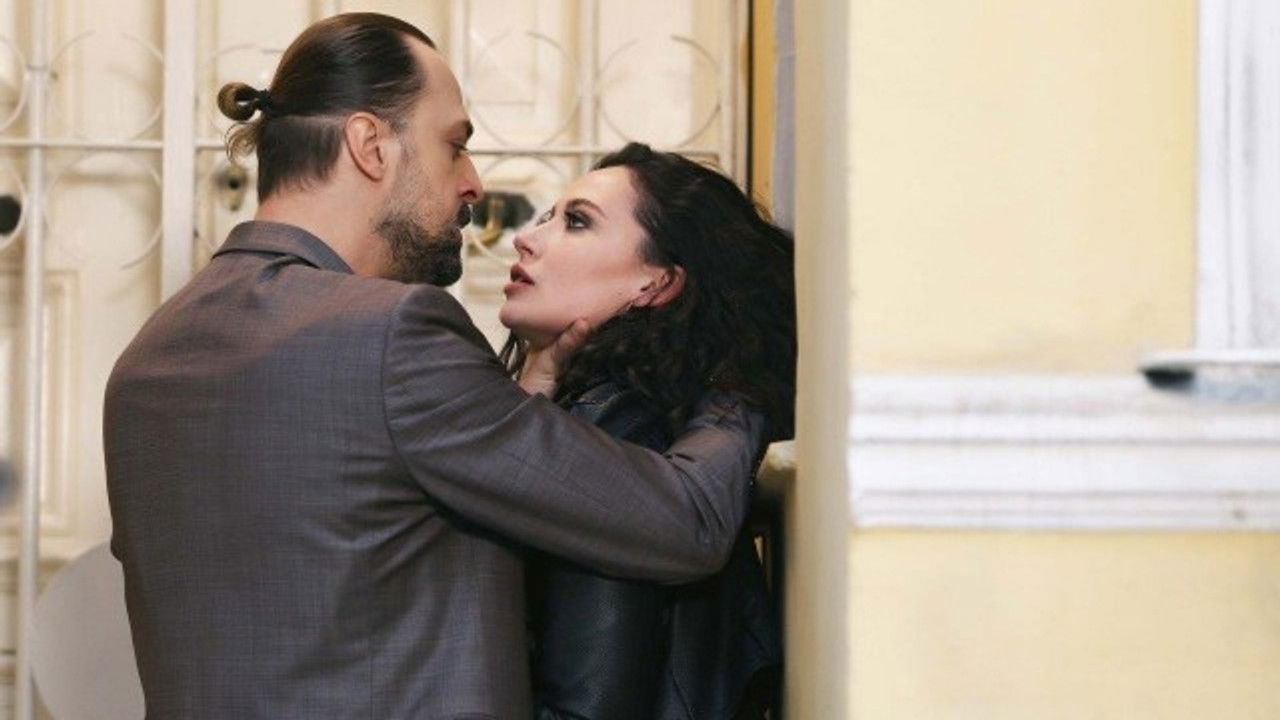 Gel Dese Aşk — Épisode 4