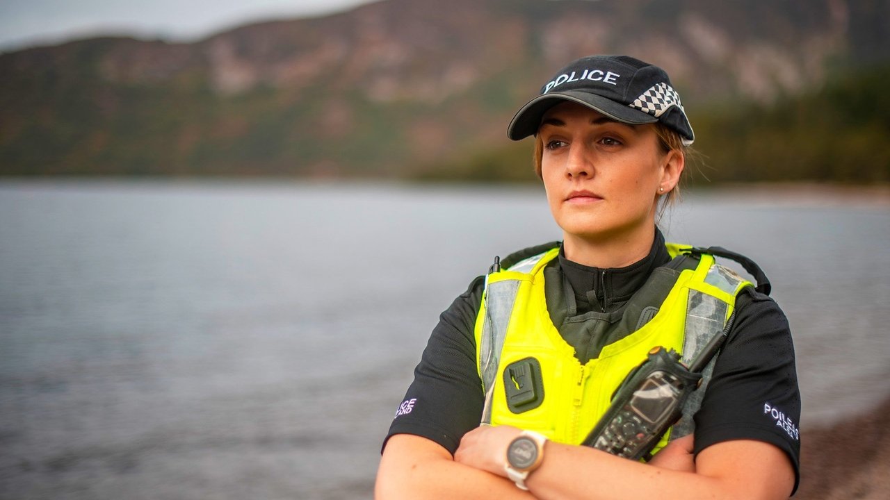 Highland Cops - Season 3 Episode 1 : Hunting the Salmon Snatchers