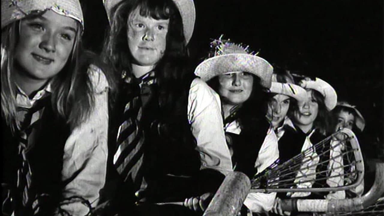 Scen från The Pure Hell of St. Trinian's