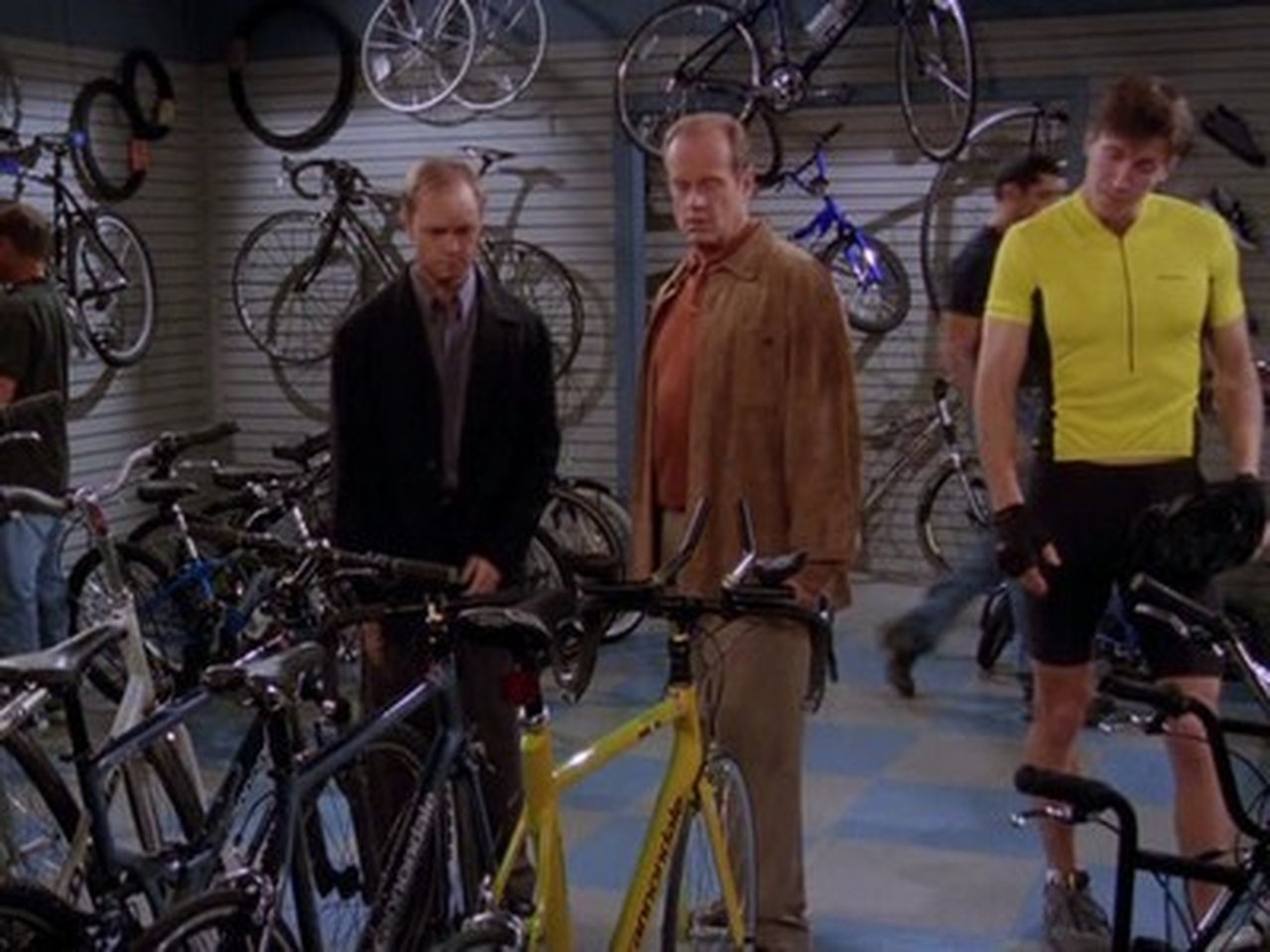 Frasier - Season 10 Episode 16 : Fraternal Schwinns