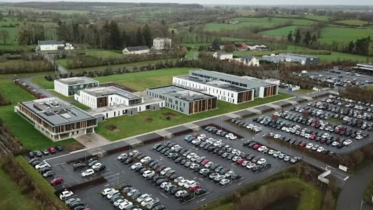 66 minutes — Déstockeurs et discounters : les rois français des bonnes affaires