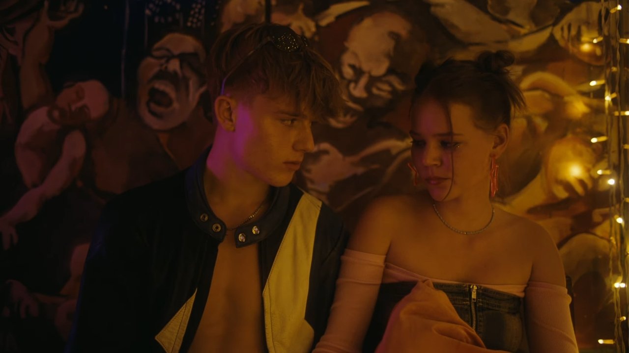 SRAM - Season 1 Episode 6 : You know when your boyfriend is lying to you