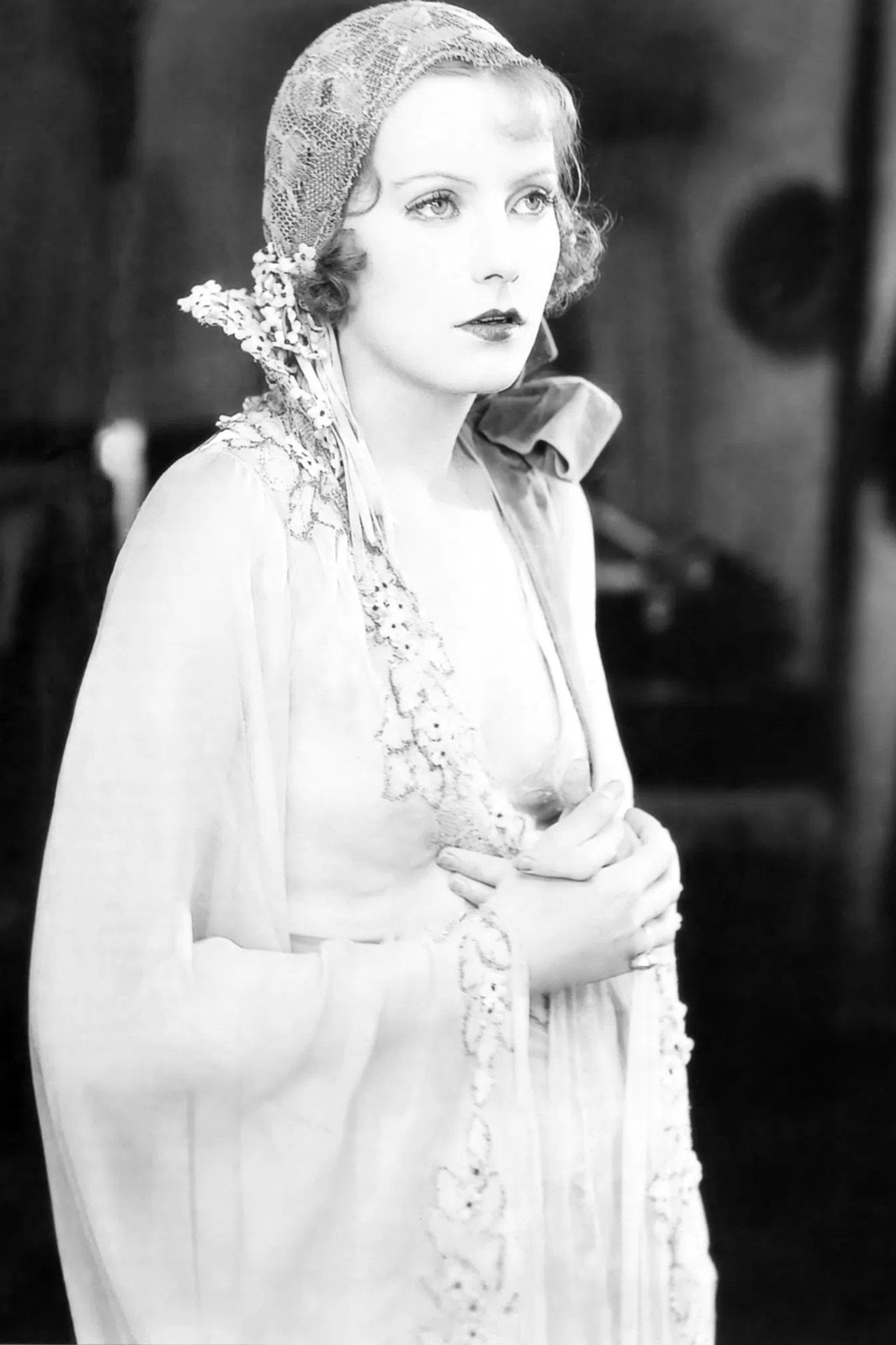 Greta Garbo: The Temptress and the Clown