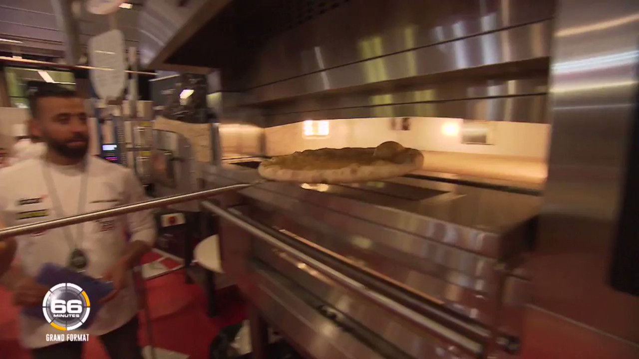 66 minutes — Sushis, burgers, pizzas : les rois du snacking