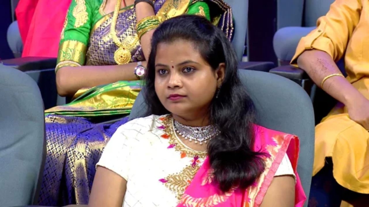Neeya Naana - Season 23 Episode 200 : Bargaining, Good or Bad?