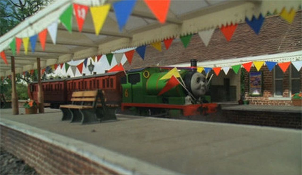 Thomas & Friends - Season 7 Episode 22 : Best Dressed Engine