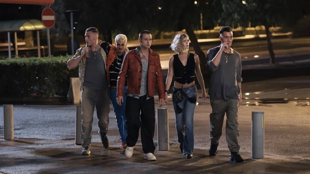 Here Now (2024) Hindi Dubbed JioHotstar backdrop