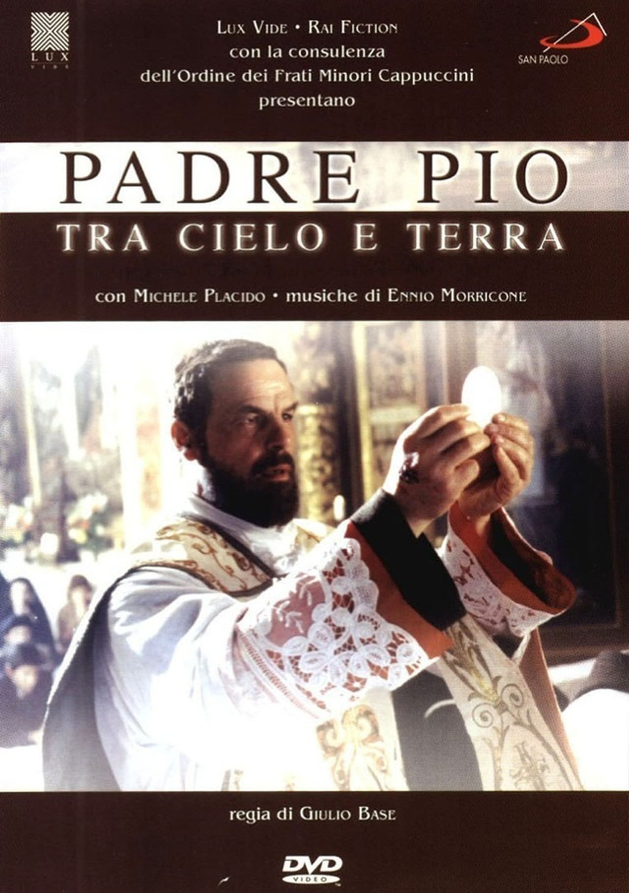Padre Pio - Tra cielo e terra affisch