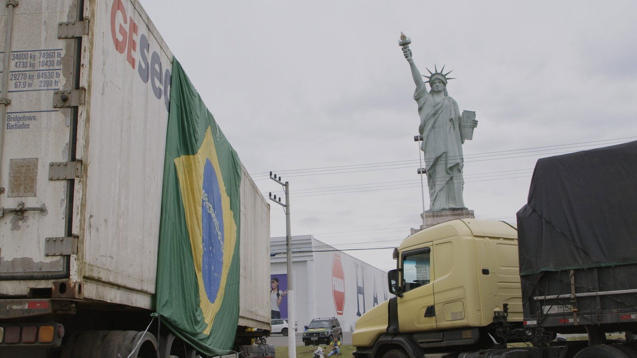Norte Sul Esquerda Direita still 2