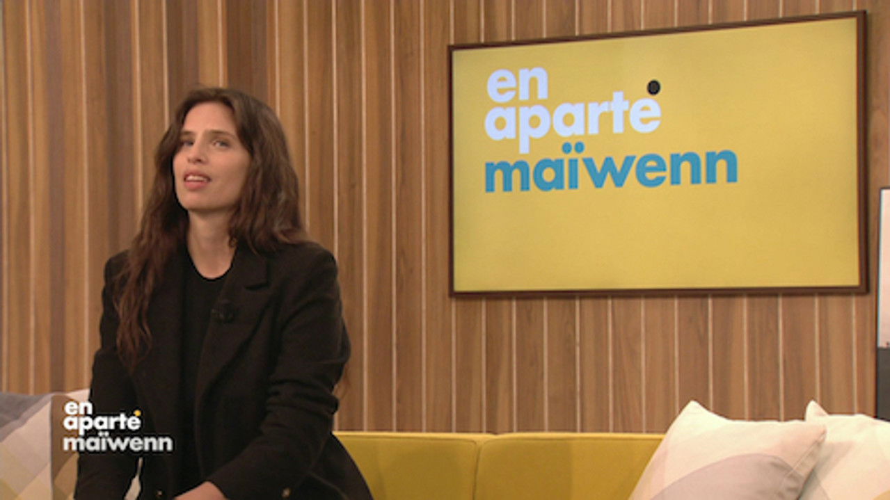 En aparté — Maïwenn