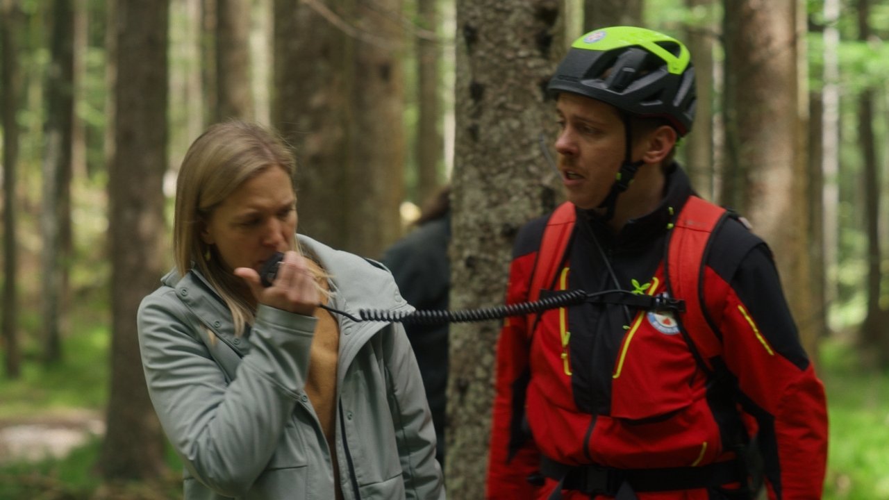 Such Is Life - Season 1 Episode 17 : Emergency Help