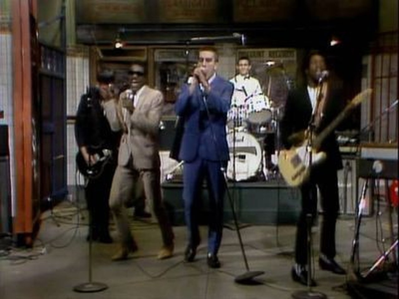 Saturday Night Live - Season 5 Episode 17 : Strother Martin/The Specials