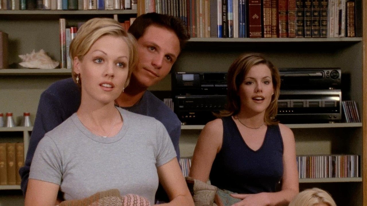 Beverly Hills, 90210 - Season 6 Episode 9 : Earthquake Weather